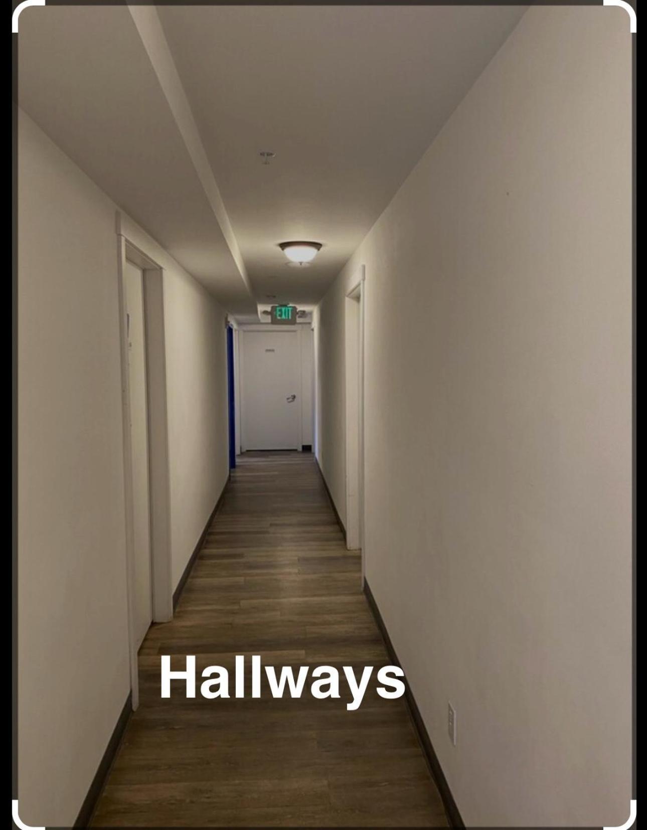 Apartment Micro In District- 10 Mins Walk To Of Wa